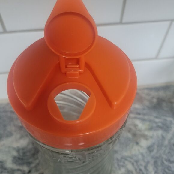 Vintage Embossed TANG Brand 9" Glass Pitcher Decanter Anchor Hocking 1970s - Picture 3 of 4